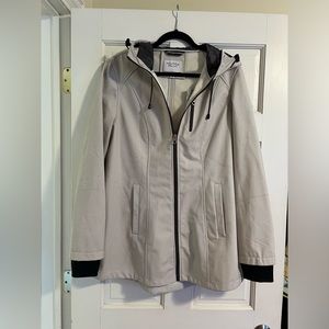 Classy Nautica Outdoor Waterproof Jacket L w/ Hood Pristine Condition Never Worn